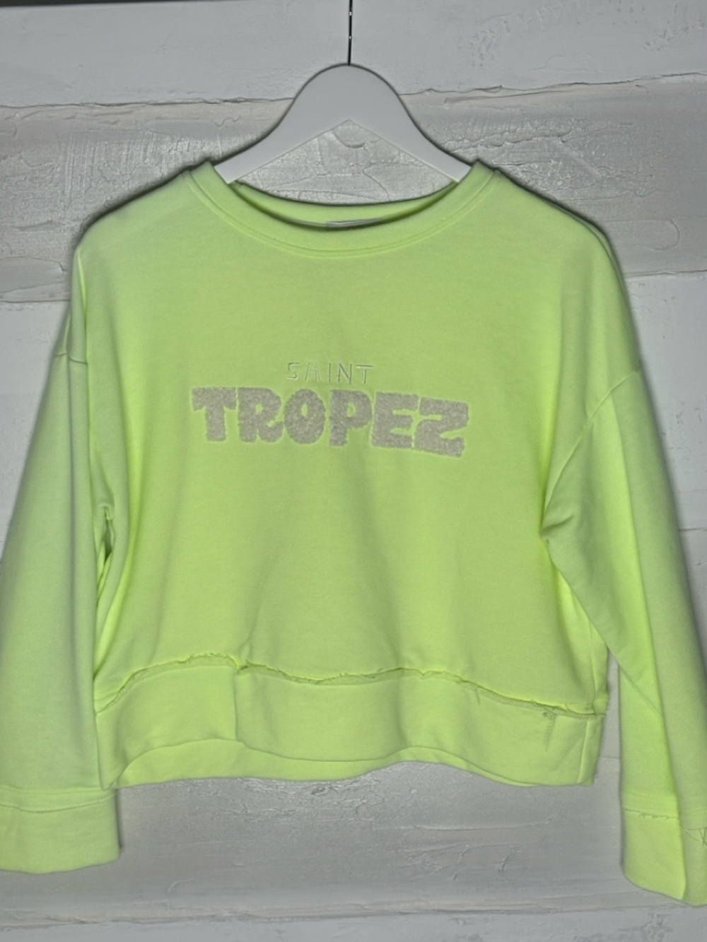 New w tags. Saint Tropez sweatshirt. Q2. One size. lime green white